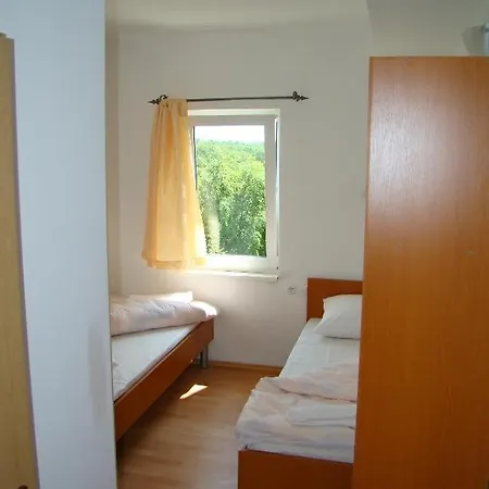 Apartmens Luburic شقة *