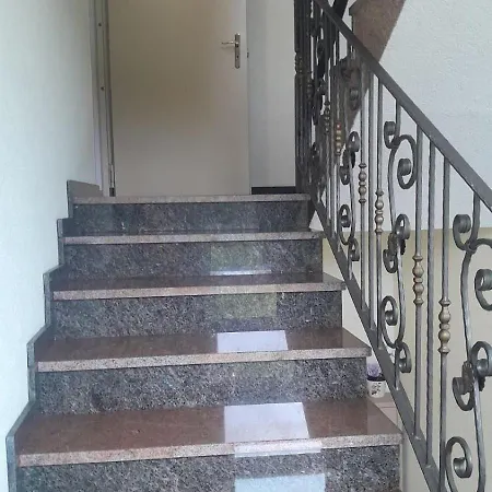 Apartmens Luburic شقة