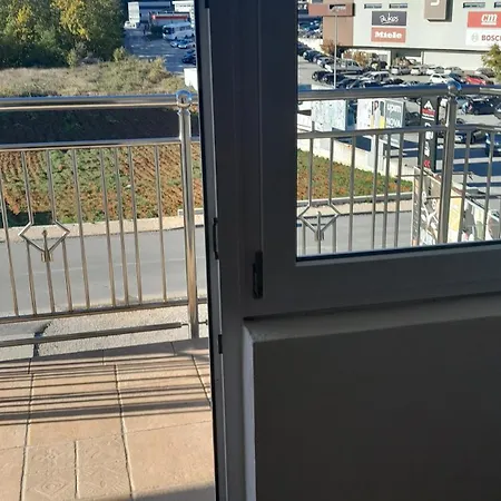 Apartmens Luburic شقة