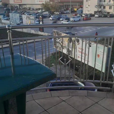 Apartmens Luburic شقة *