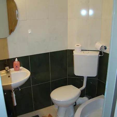 شقة Apartmens Luburic